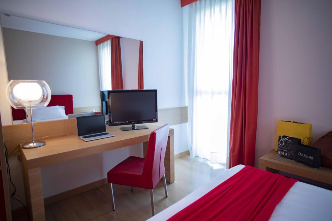 Hotel Remilia Reggio d'Emilie Extérieur photo