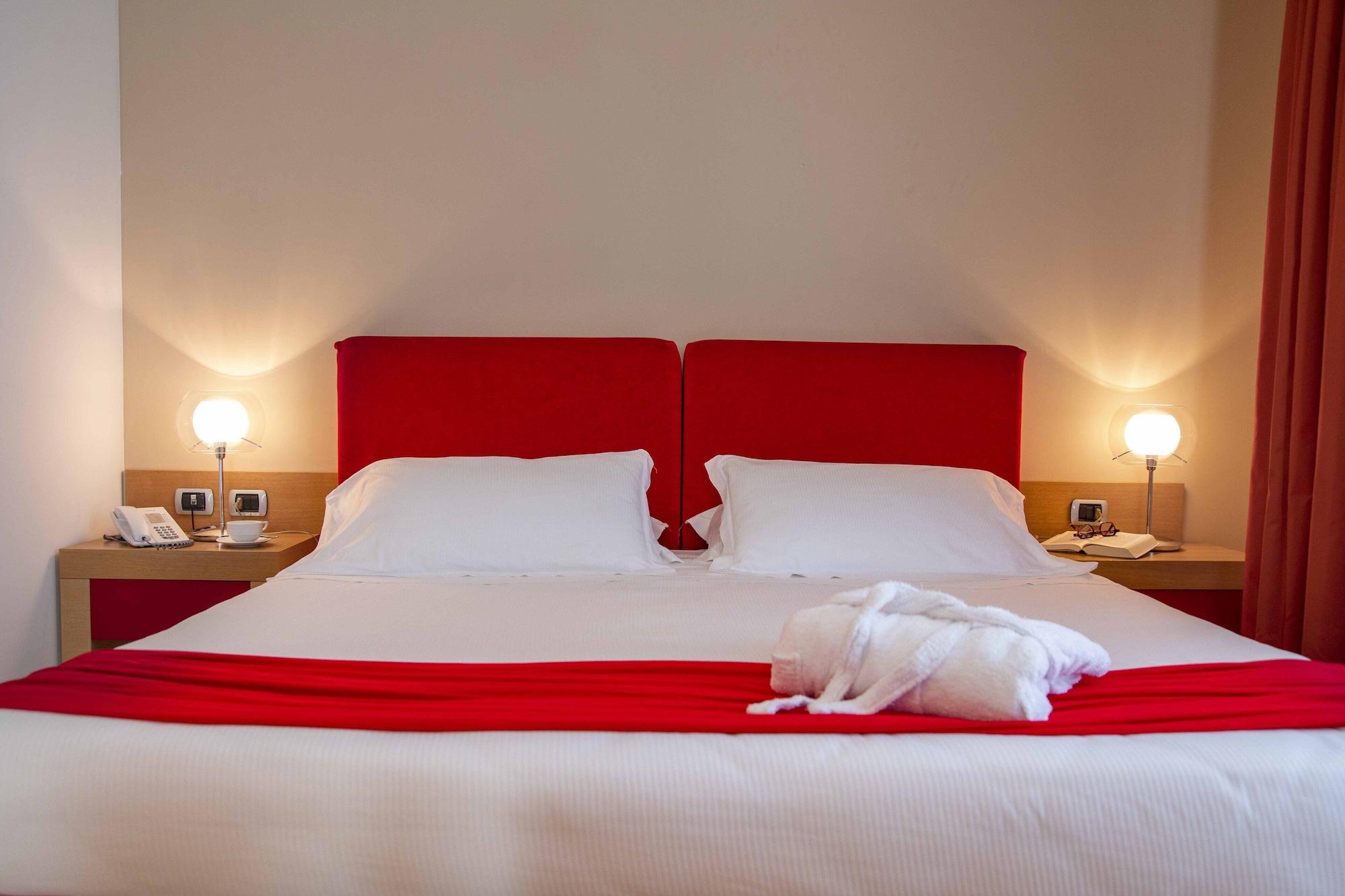 Hotel Remilia Reggio d'Emilie Extérieur photo