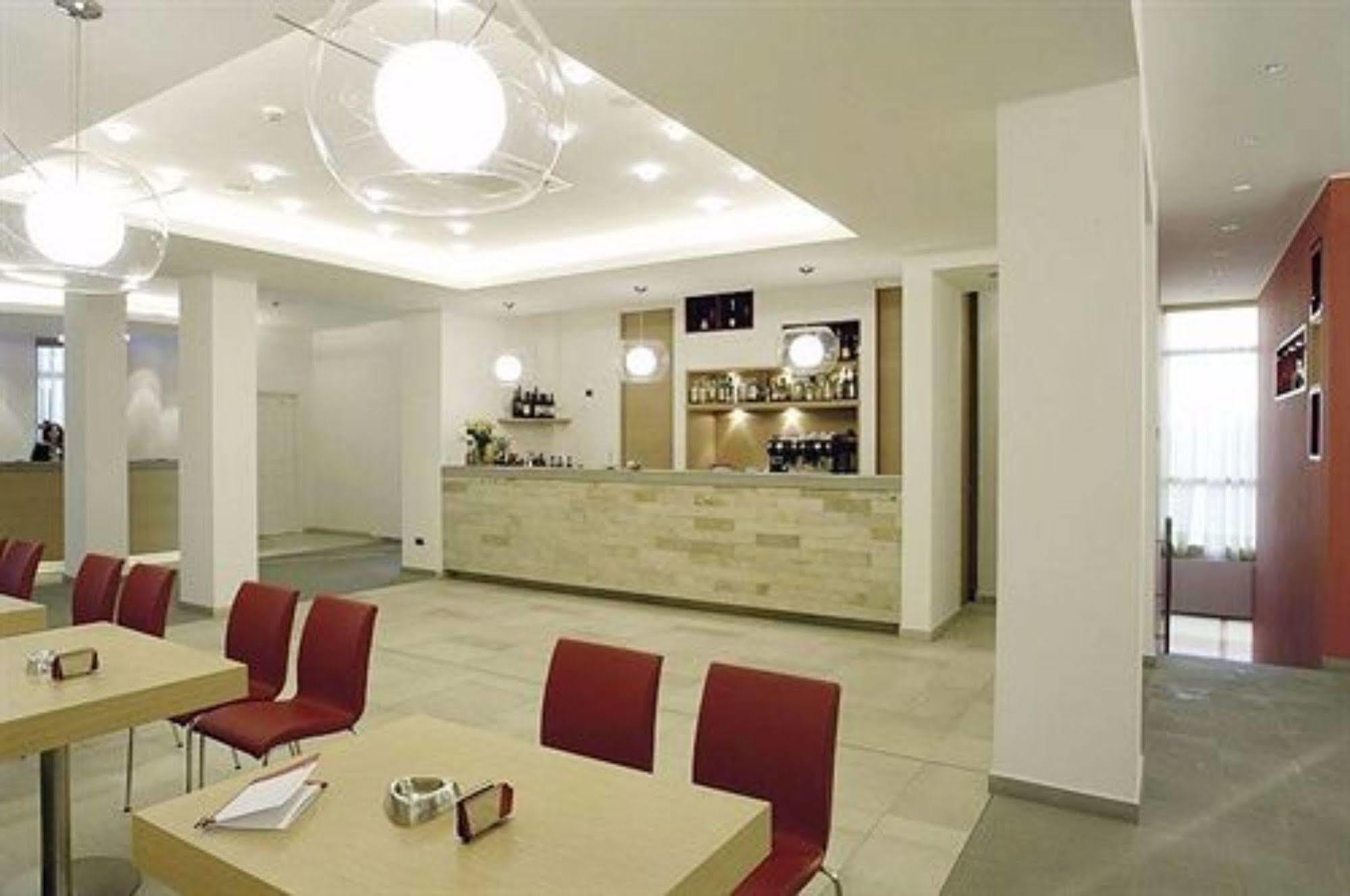 Hotel Remilia Reggio d'Emilie Extérieur photo